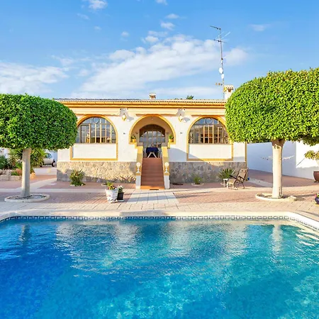 Villa Villa-private Pool-central-quesada Pmt26
